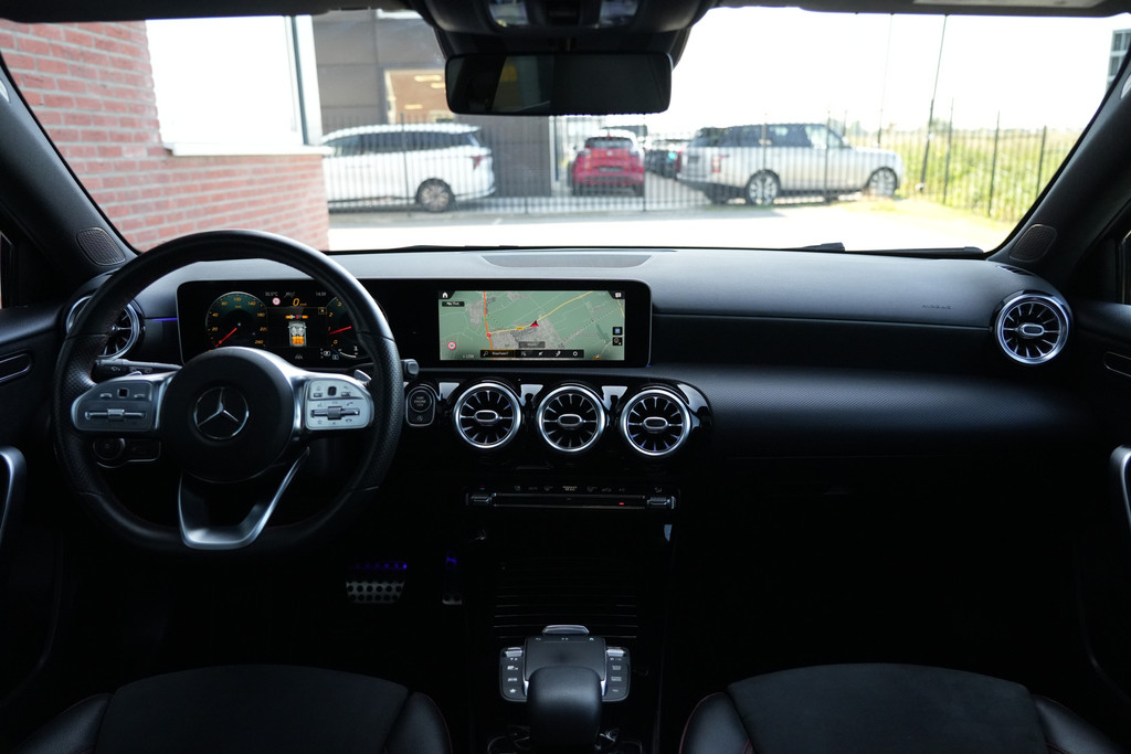 46939433-2.jpg