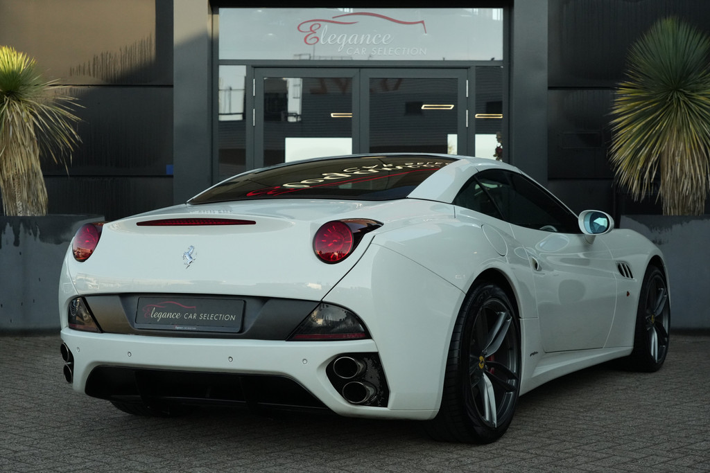 48026609-2.jpg