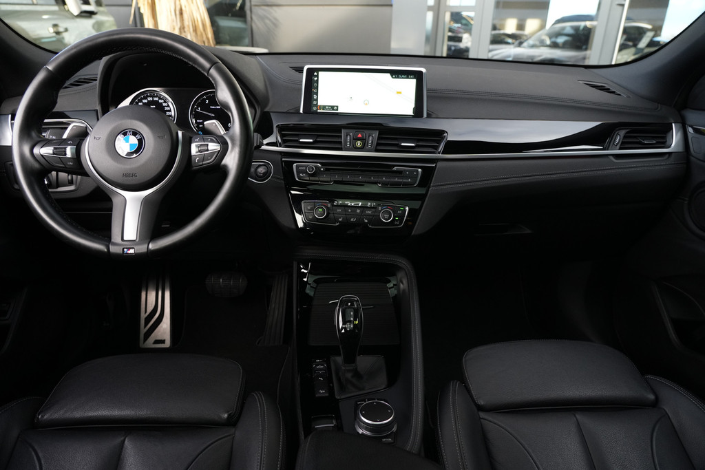 51404510-2.jpg