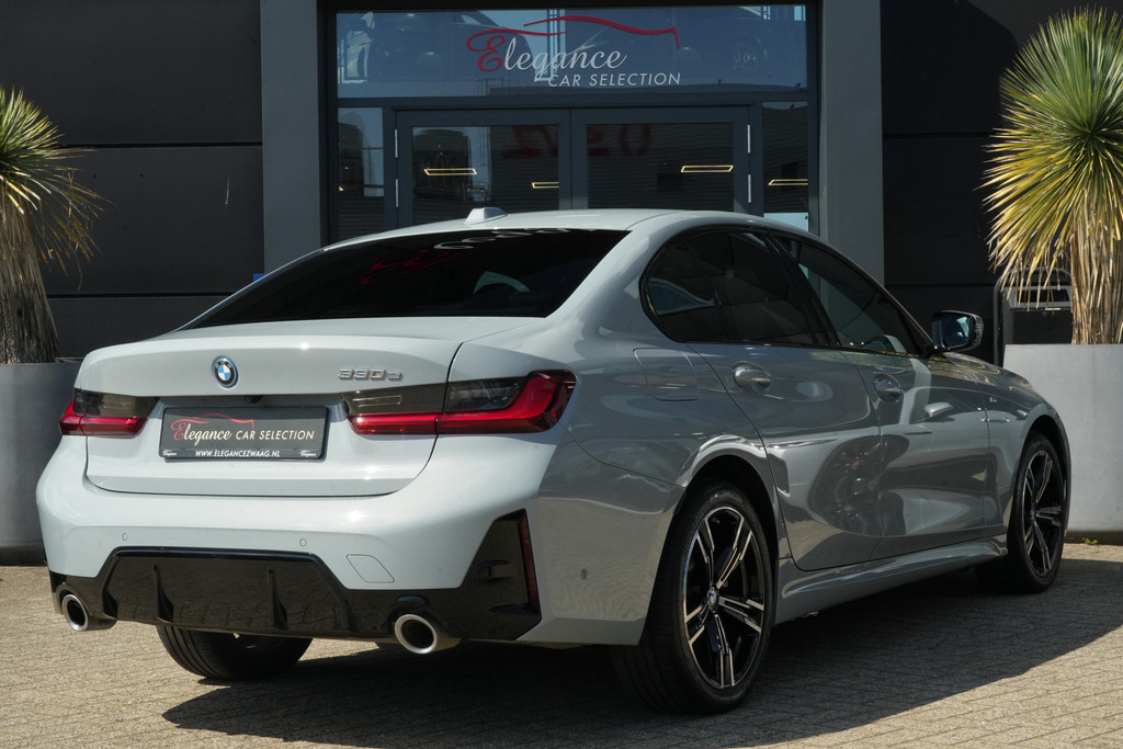 53317805-1.jpg