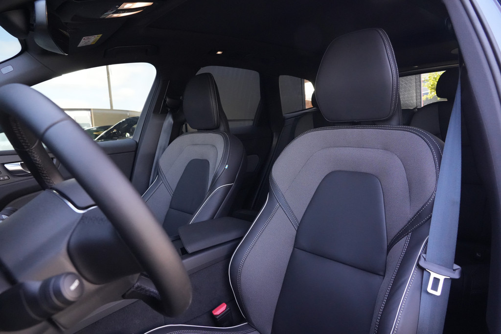 55870071-3.jpg