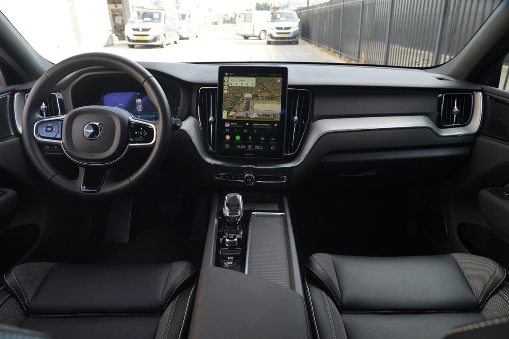56468171-2.jpg