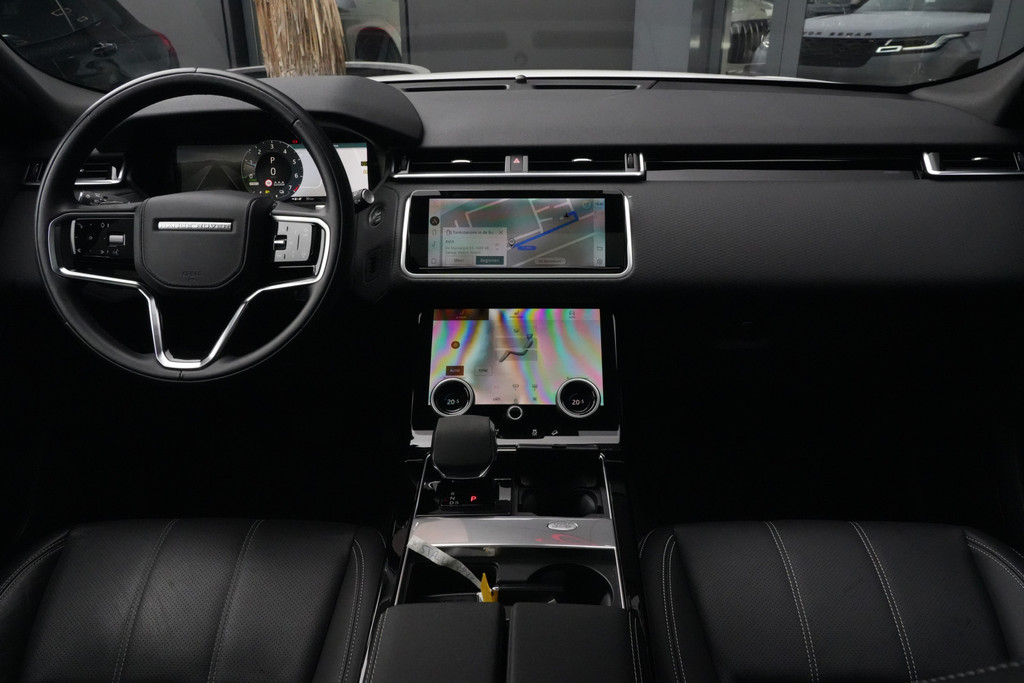 56468910-2.jpg