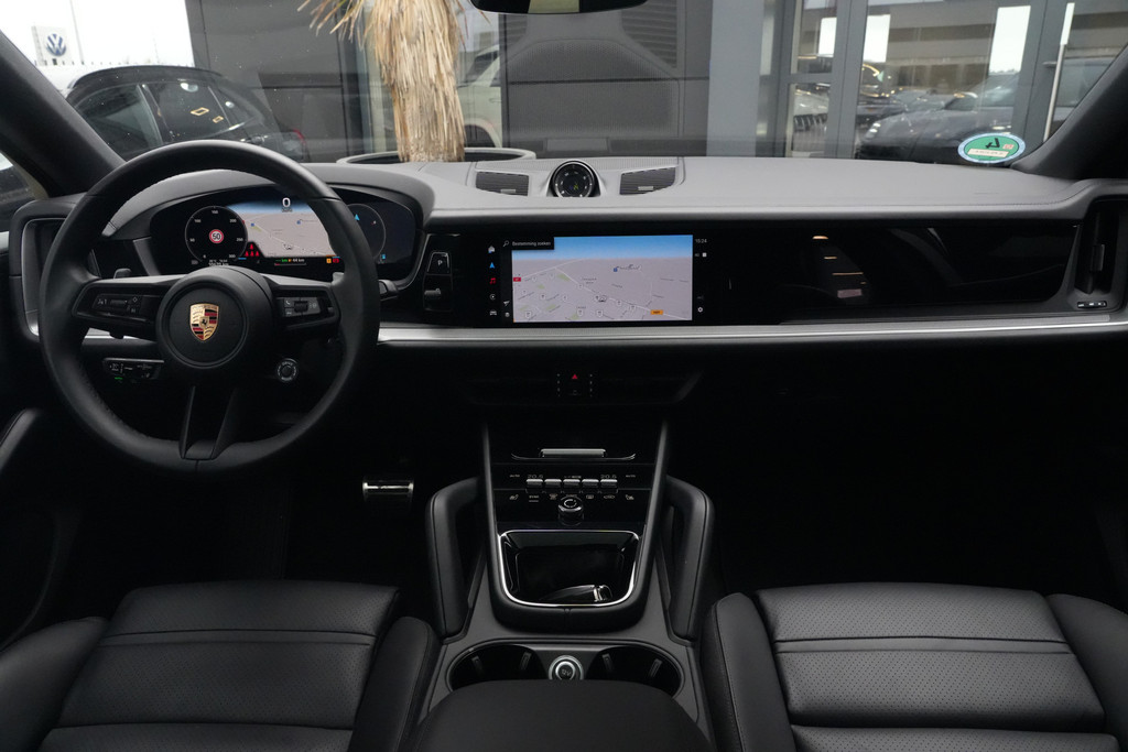 56468946-2.jpg