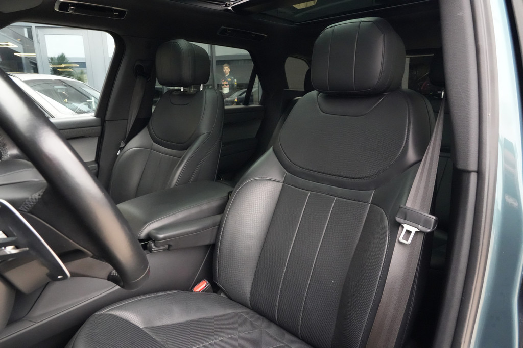56678483-3.jpg