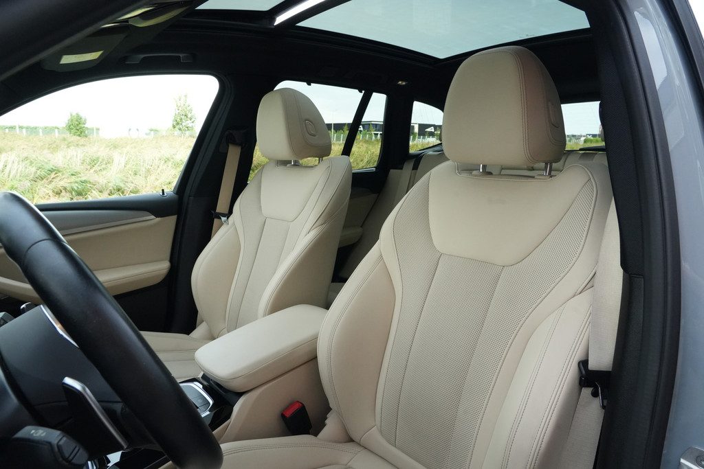 56707750-3.jpg