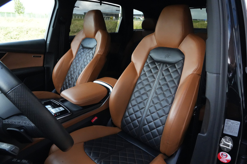 56735183-3.jpg