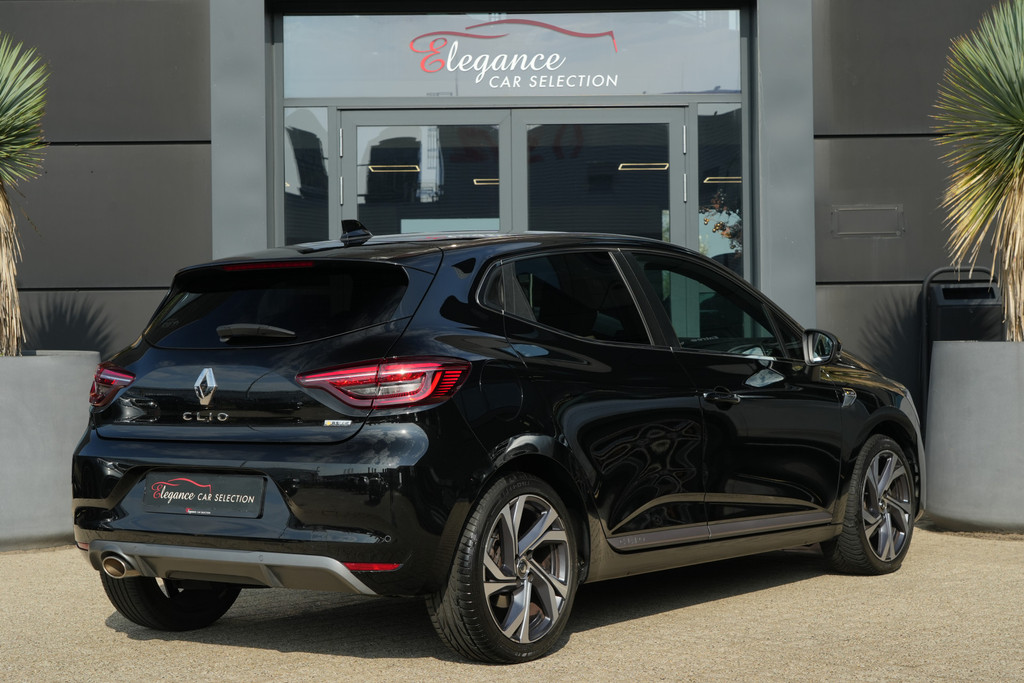 57033900-1.jpg