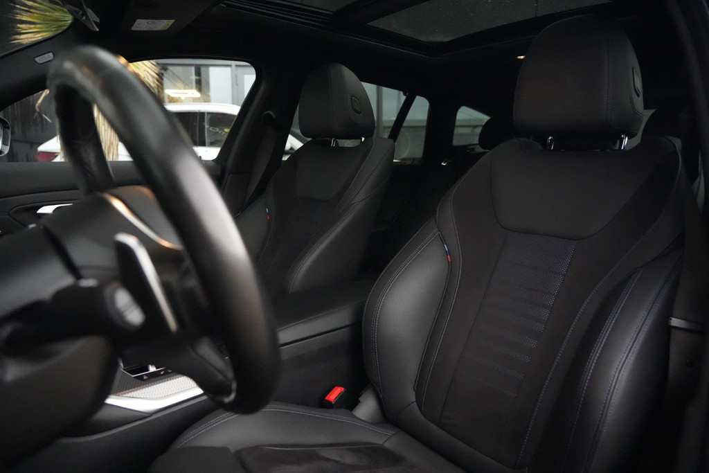 57639530-3.jpg