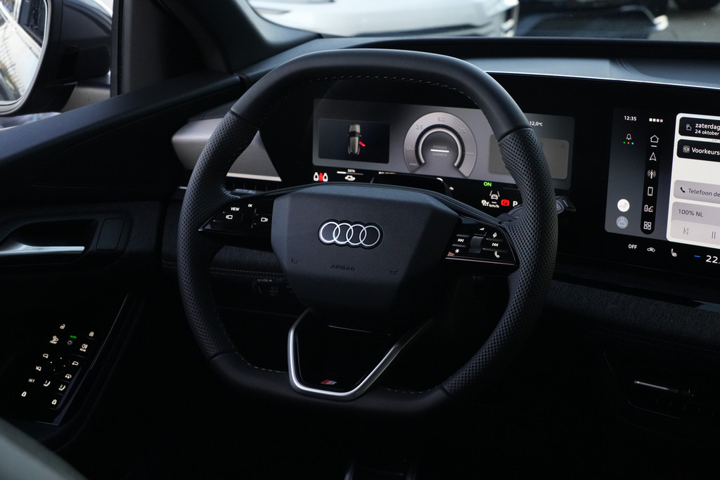 57669390-3.jpg